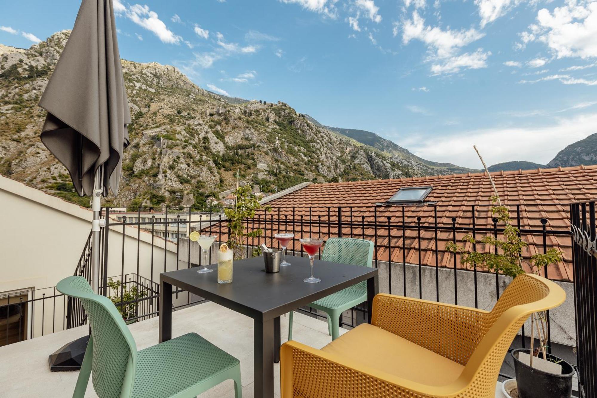 Kotor Central Point Exteriör bild