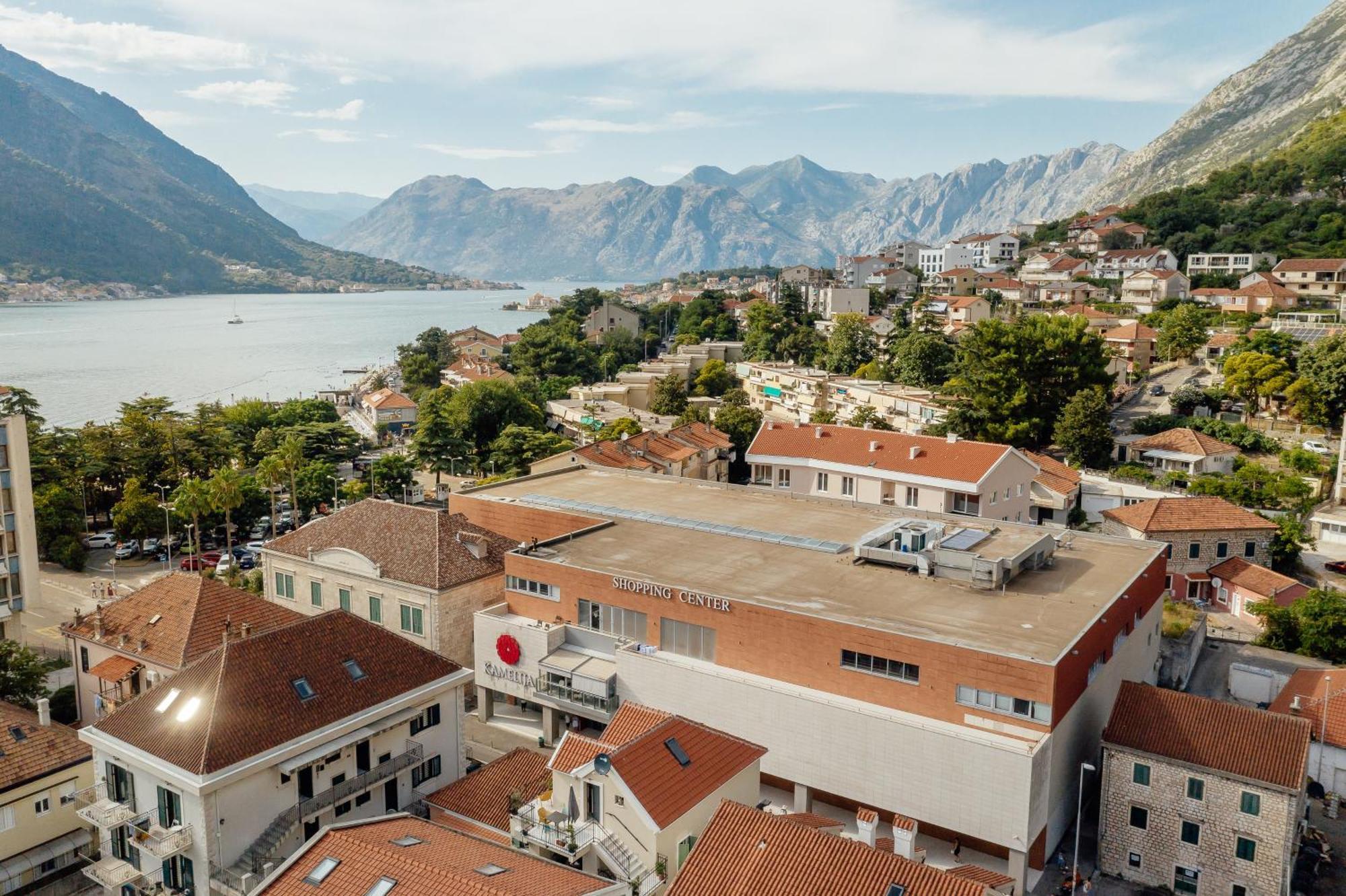 Kotor Central Point Exteriör bild